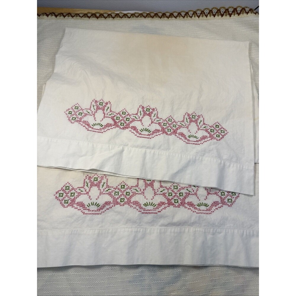 Cross Stitch Floral Pillowcases Set 2 Embroidered Vintage Flowers Read